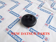 DATSUN ROADSTER TWIN CHOKE CABLE FIREWALL GROMMET 